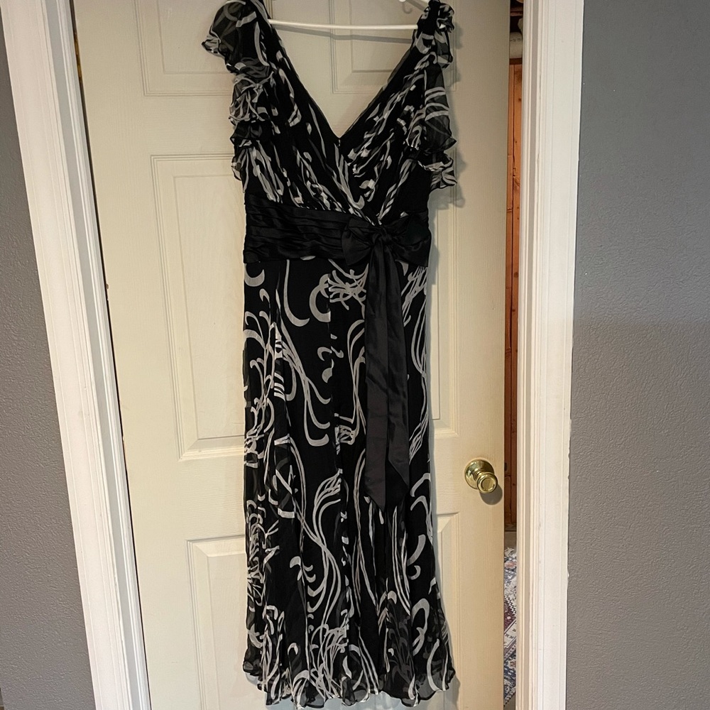 Tadashi Collection Dress